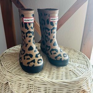 Hunter Kids' Tan and Black Leopard Rain Boots